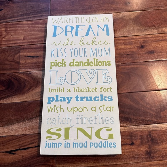 Boy room decor Dream Sing Play Trucks catch fire flies like new - Picture 1 of 2